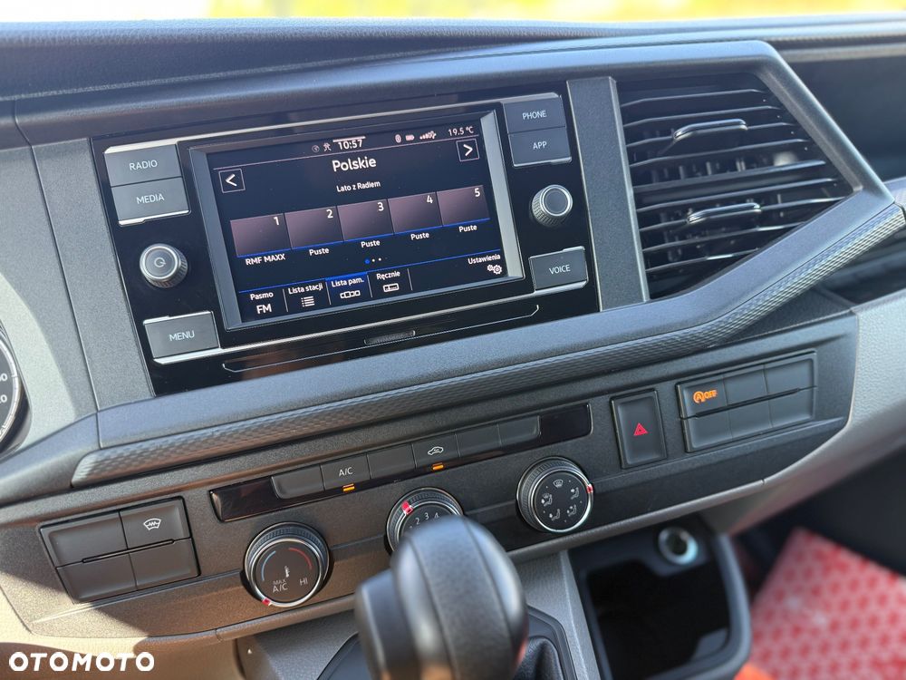 Volkswagen Transporter - 19