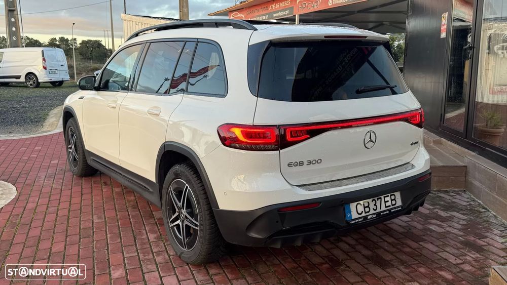 Mercedes-Benz EQB 300 4Matic Progressive - 10