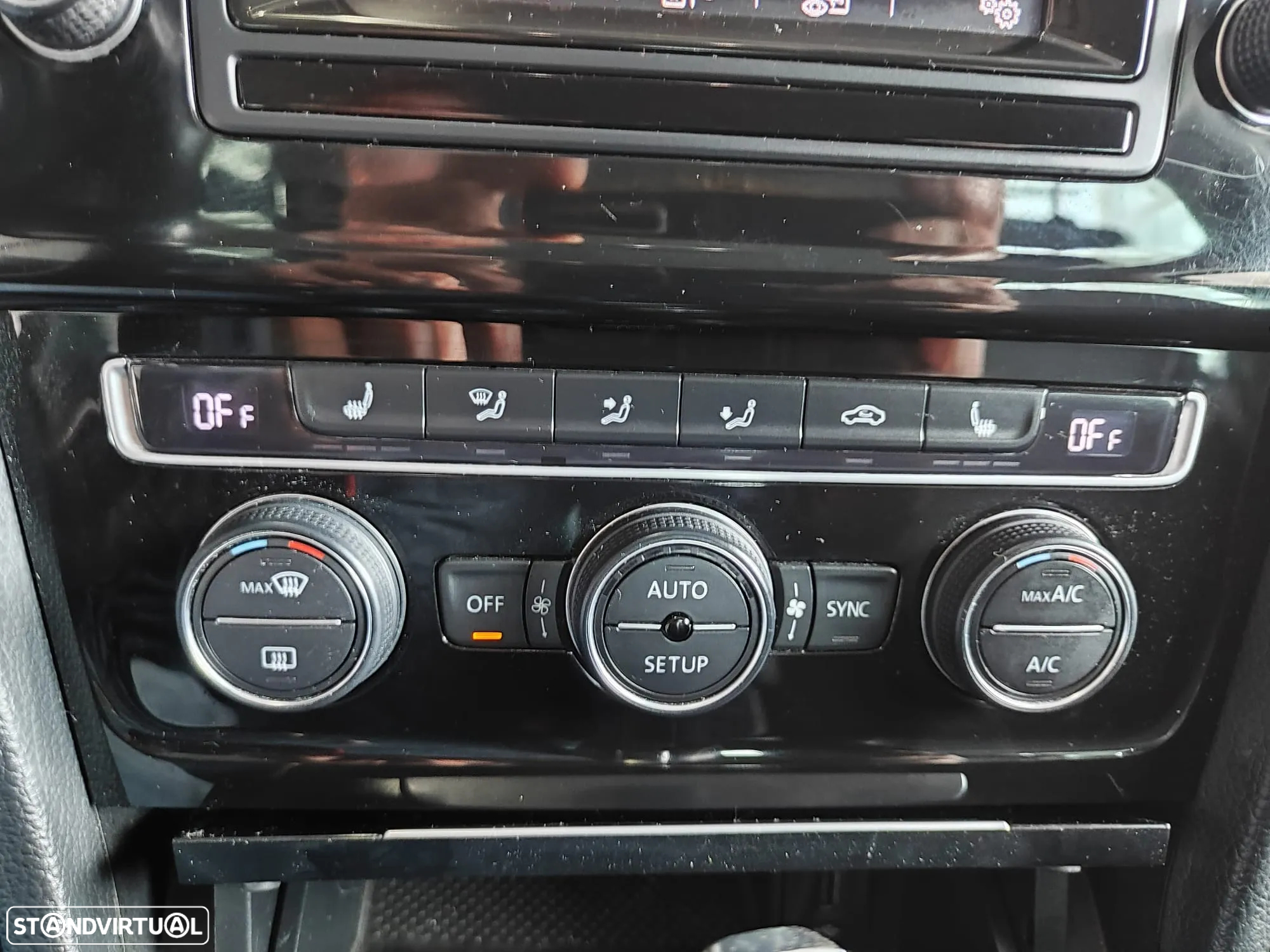 VW Golf 2.0 TDI GTD DSG - 37