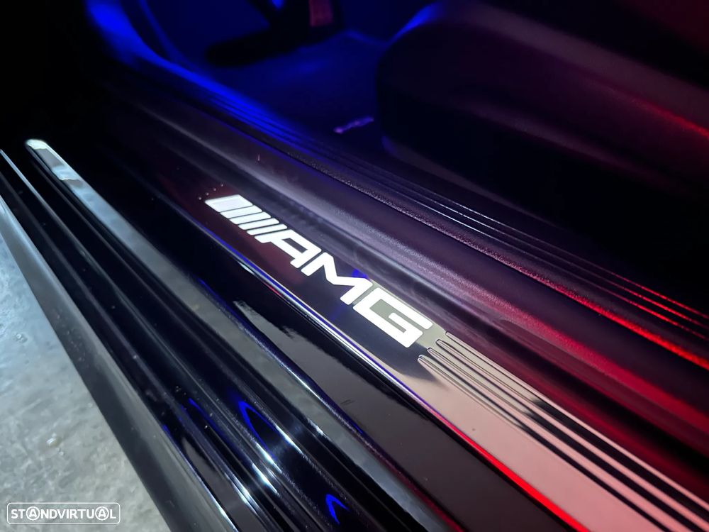 Mercedes-Benz E 53 AMG 4-Matic+ - 26