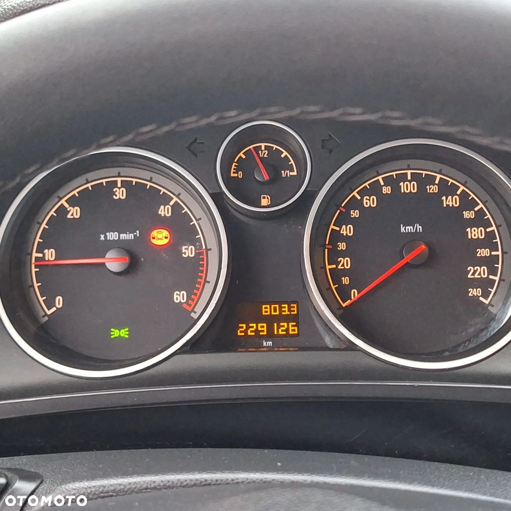 Opel Zafira - 22