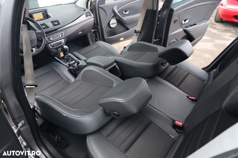 Renault Megane ENERGY dCi 110 Start & Stop Bose Edition - 9