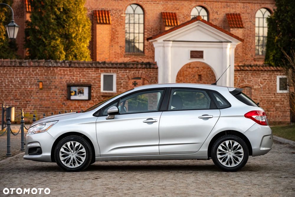 Citroën C4 1.6 VTi Attraction - 7