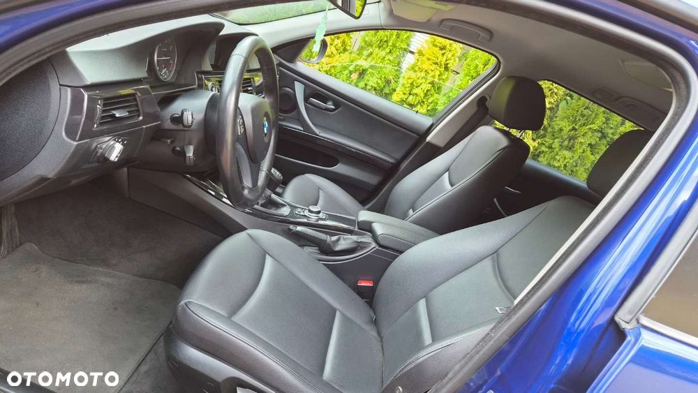 BMW Seria 3 - 12