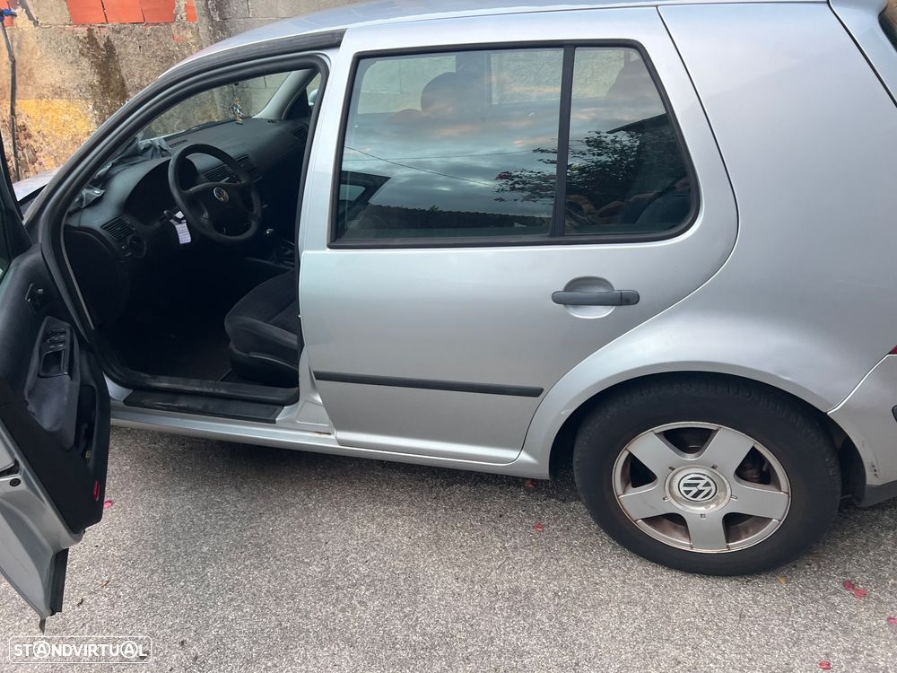 VW Golf 1.4i Confort - 4