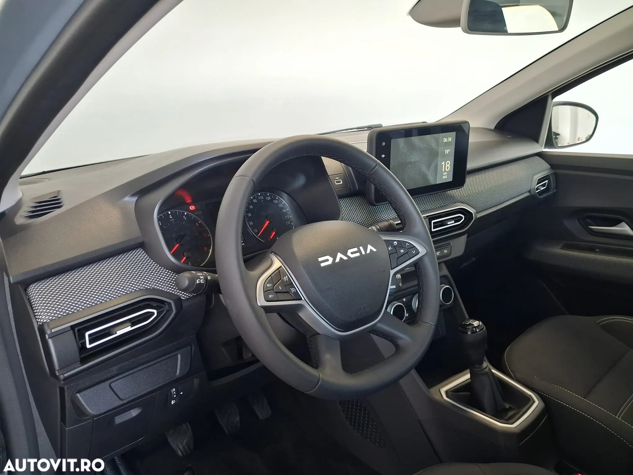 Dacia Logan TCe 90 MT6 Prestige - 5