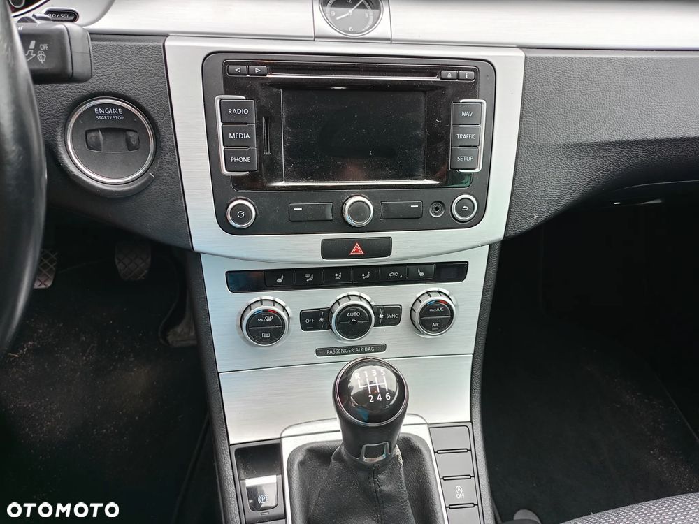 Volkswagen CC 2.0 TDI BlueMotion Technology - 16