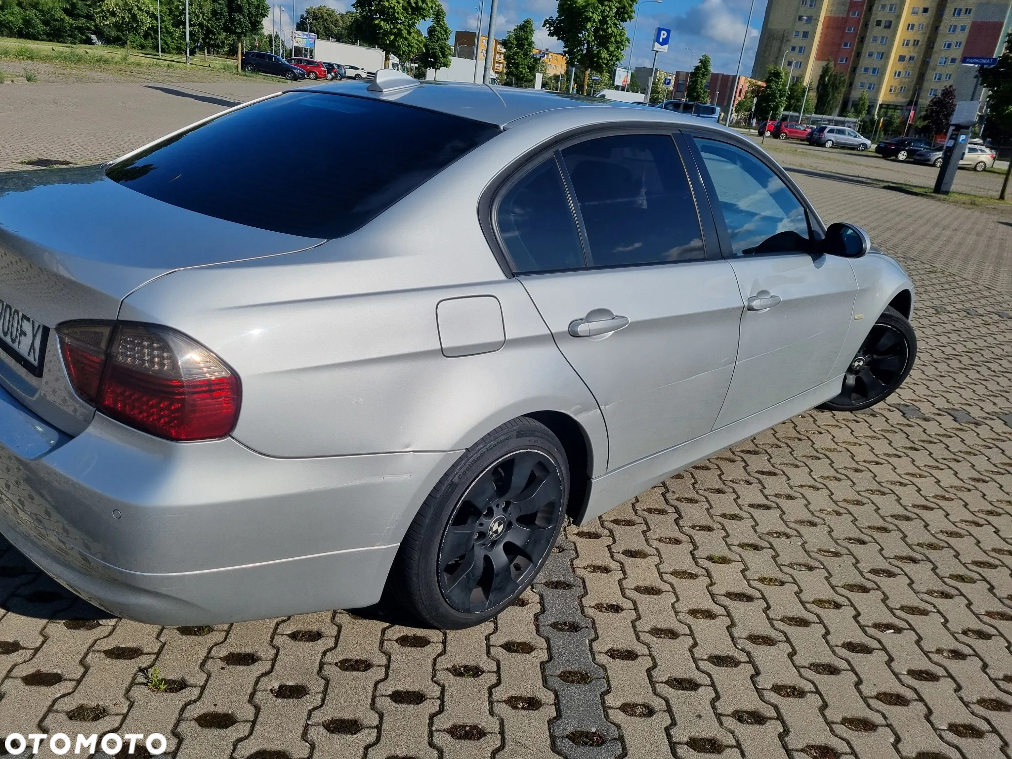 BMW Seria 3 320i - 4