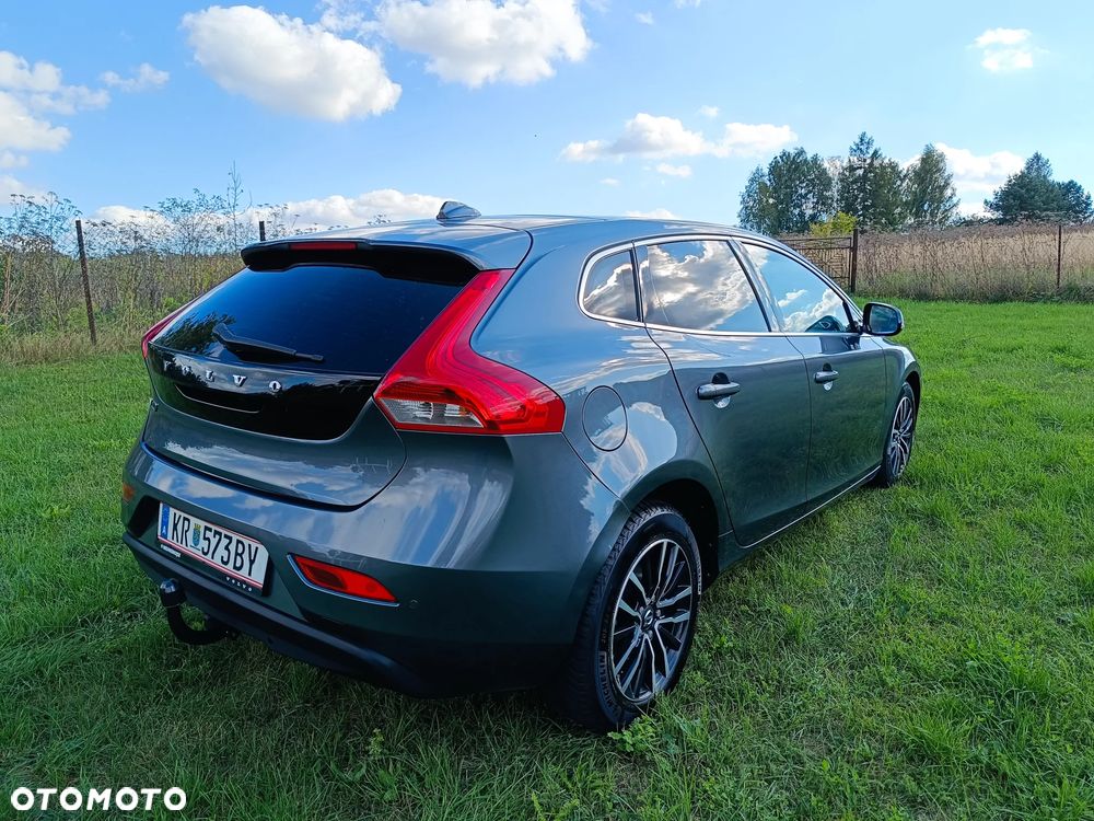 Volvo V40 D2 Momentum - 7