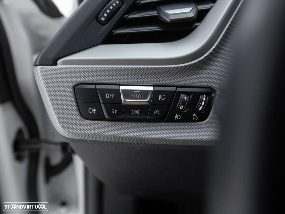 BMW 116 d Auto - 15