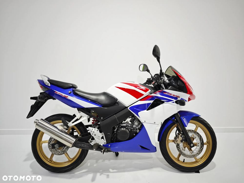 Honda CBR - 1