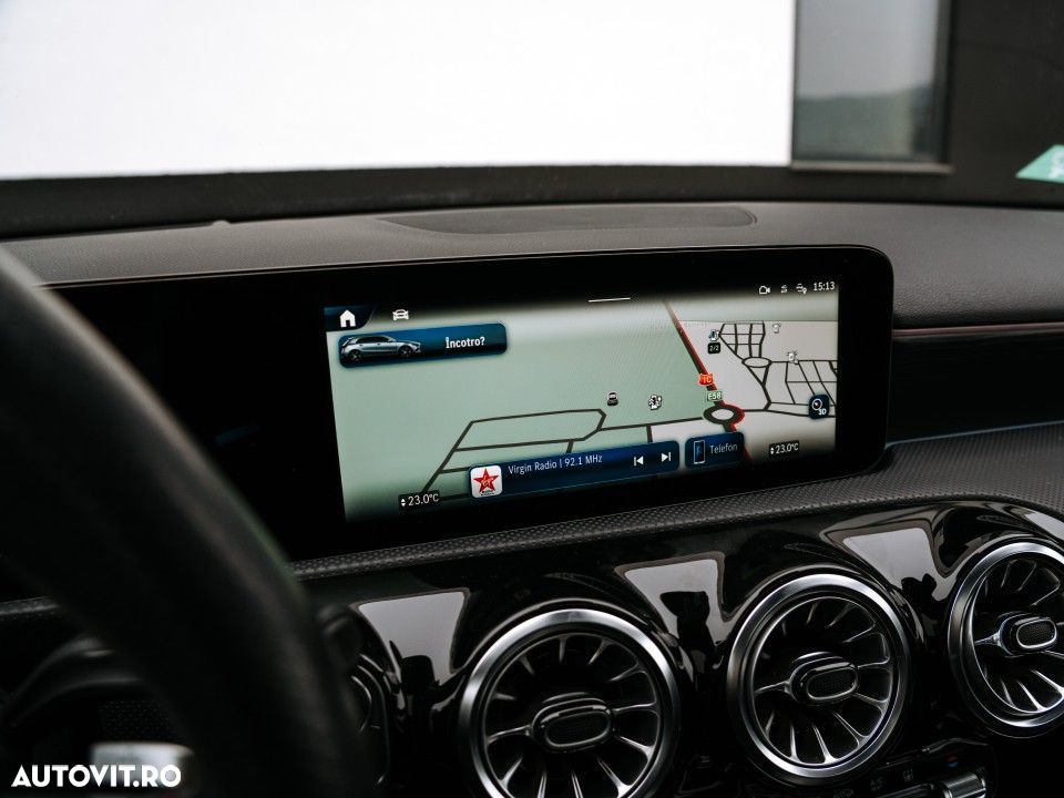 Mercedes-Benz A 250 - 35