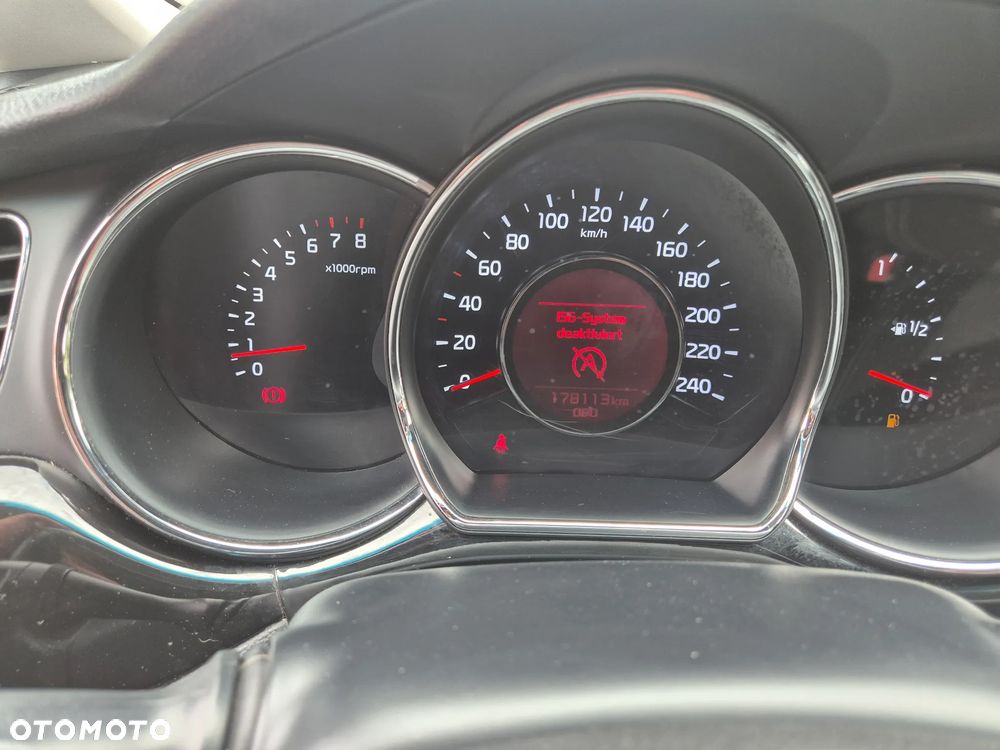 Kia Ceed 1.4 CVVT Dream-Team Edition - 26