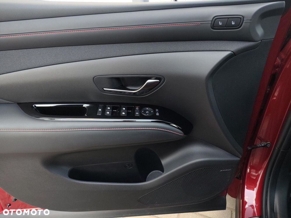 Hyundai Tucson 1.6 T-GDi HEV N-Line 4WD - 17
