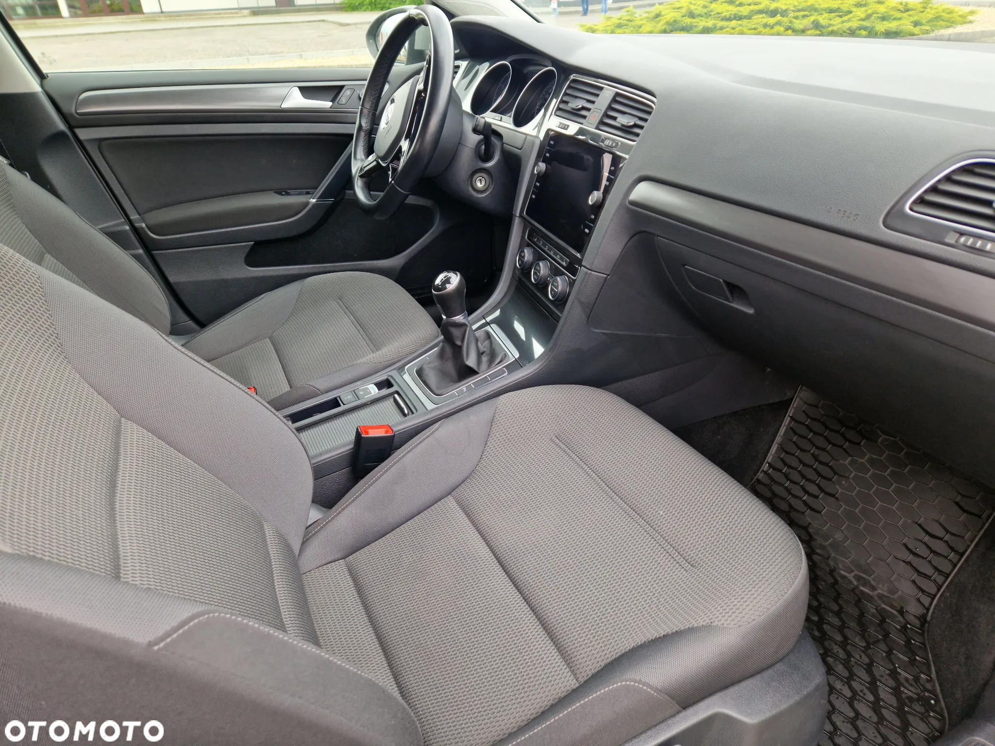 Volkswagen Golf VII 1.5 TSI BMT Highline - 14