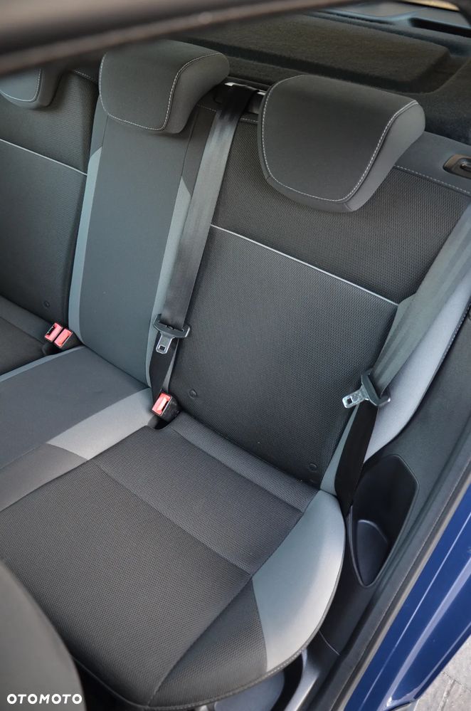 Ford Focus 1.6 Ambiente Start - 11