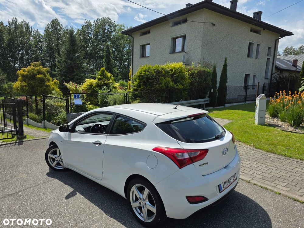 Hyundai i30 1.4 Base - 33