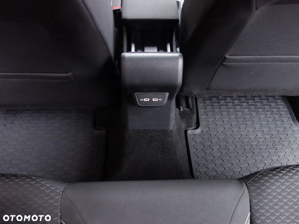 Volkswagen Polo 1.0 TSI Highline - 24