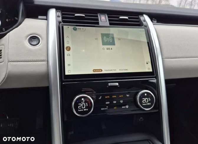 Land Rover Discovery D250 S - 10