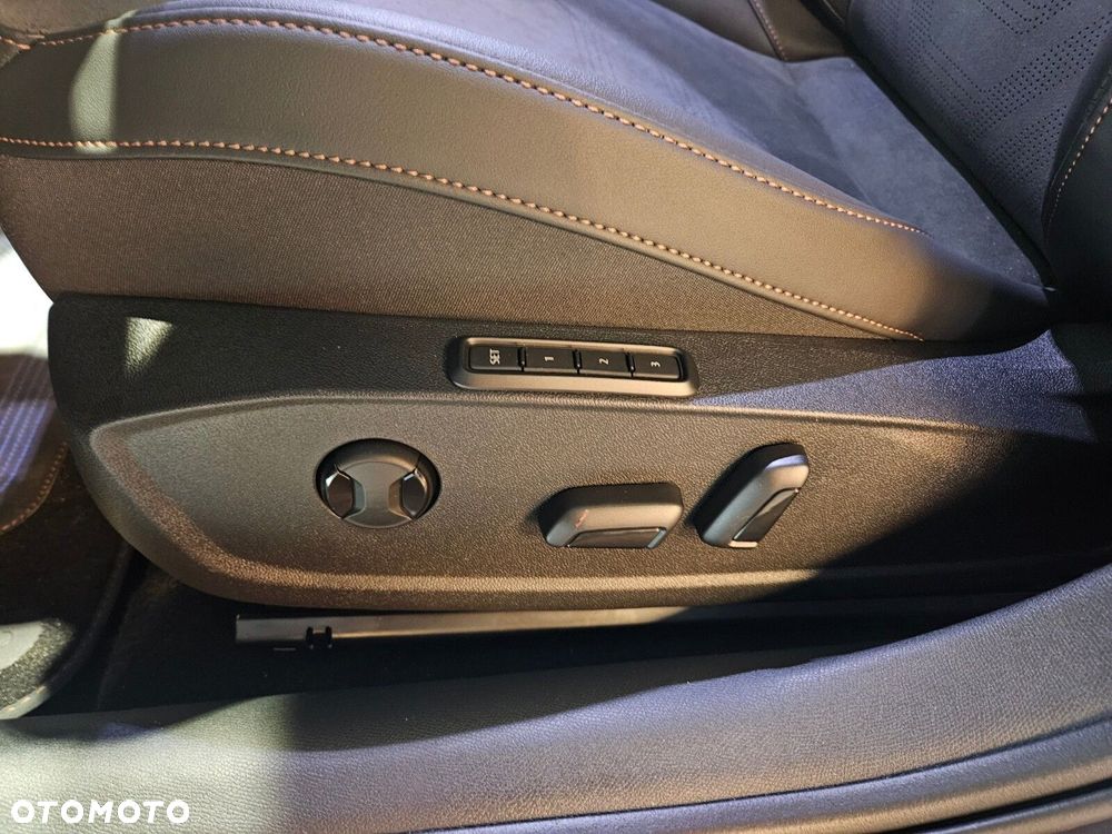 Cupra Leon Sportstourer 2.0 TSI 4Drive VZ DSG - 18