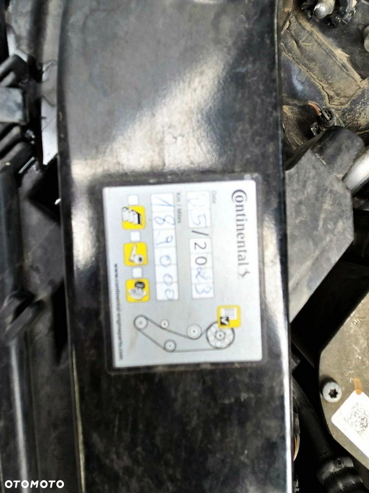 Volkswagen Touran - 23