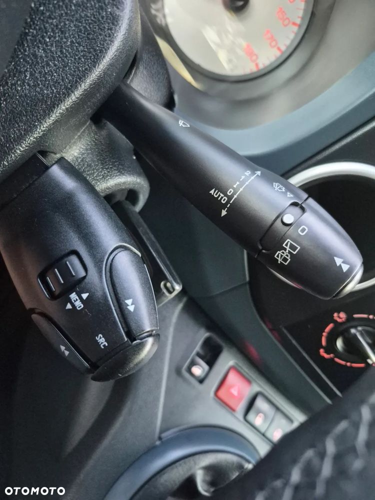 Peugeot Partner HDi FAP 110 Premium - 23