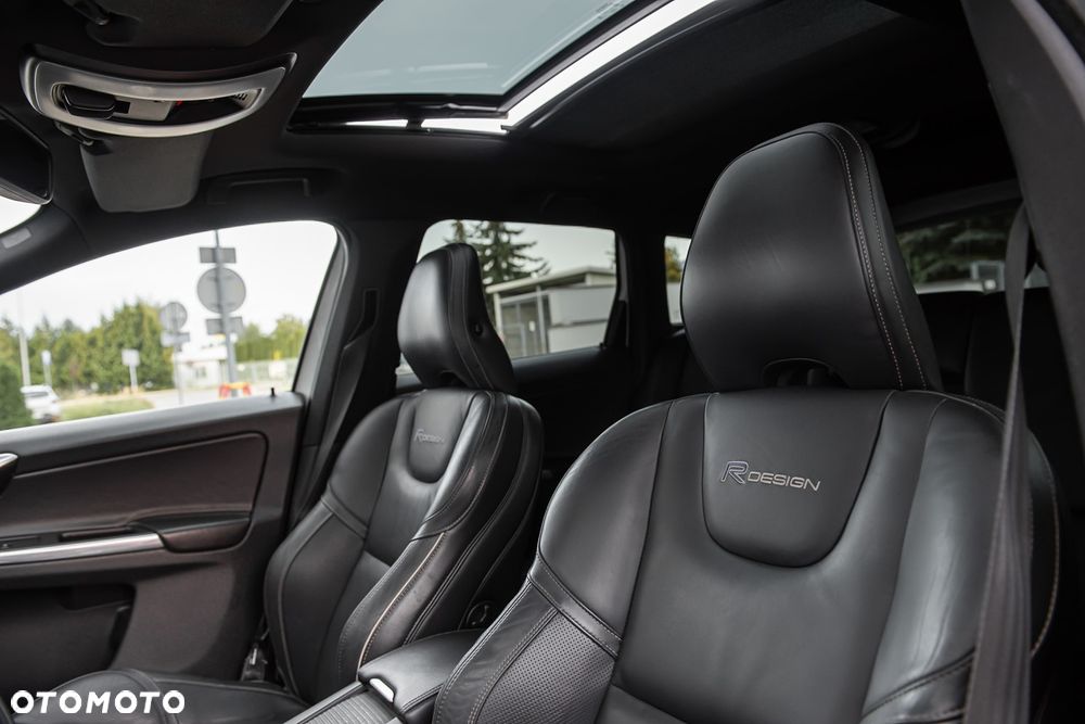 Volvo XC 60 D4 AWD Geartronic Summum - 19