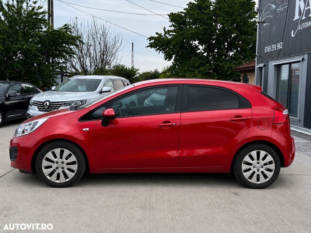 Kia Rio 1.2 Dream Team Edition - 8