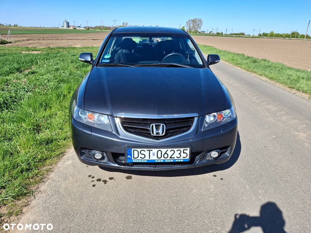 Honda Accord 2.0 Comfort - 2
