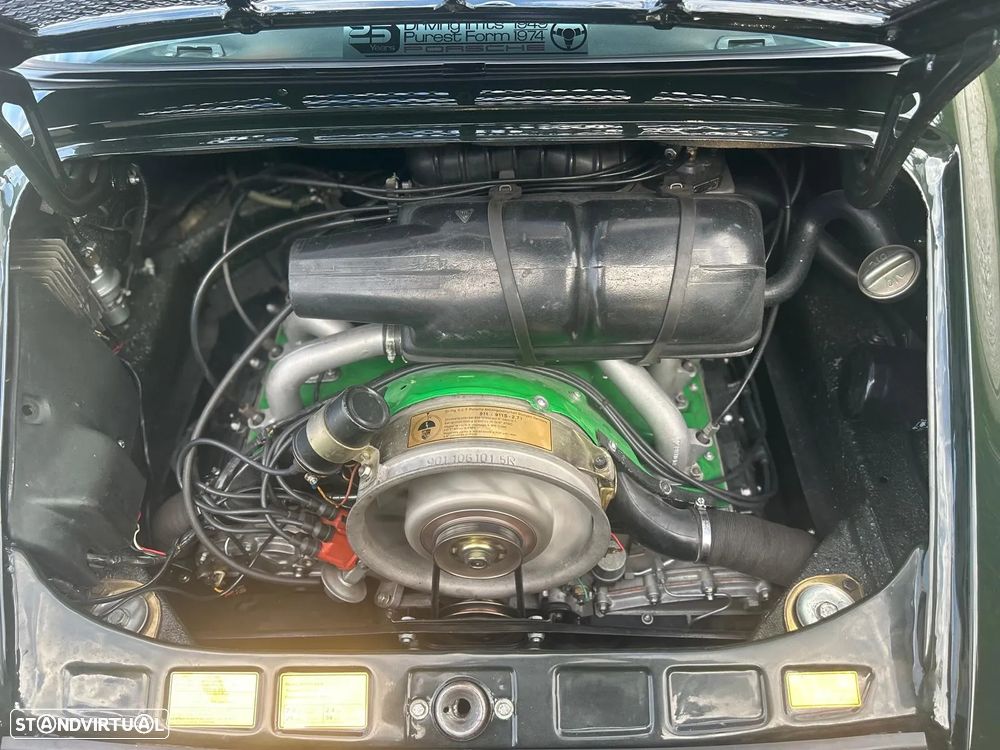 Porsche 911 Série F - 22