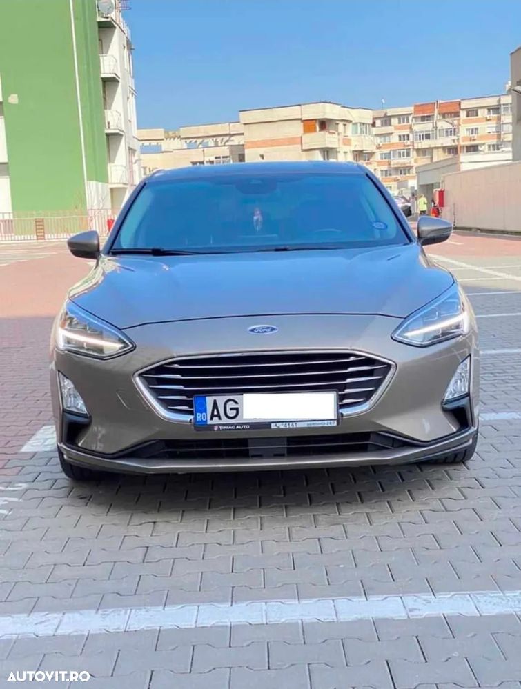 Ford Focus 1.0 EcoBoost Titanium Business - 1