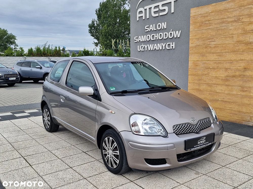 Toyota Yaris - 4