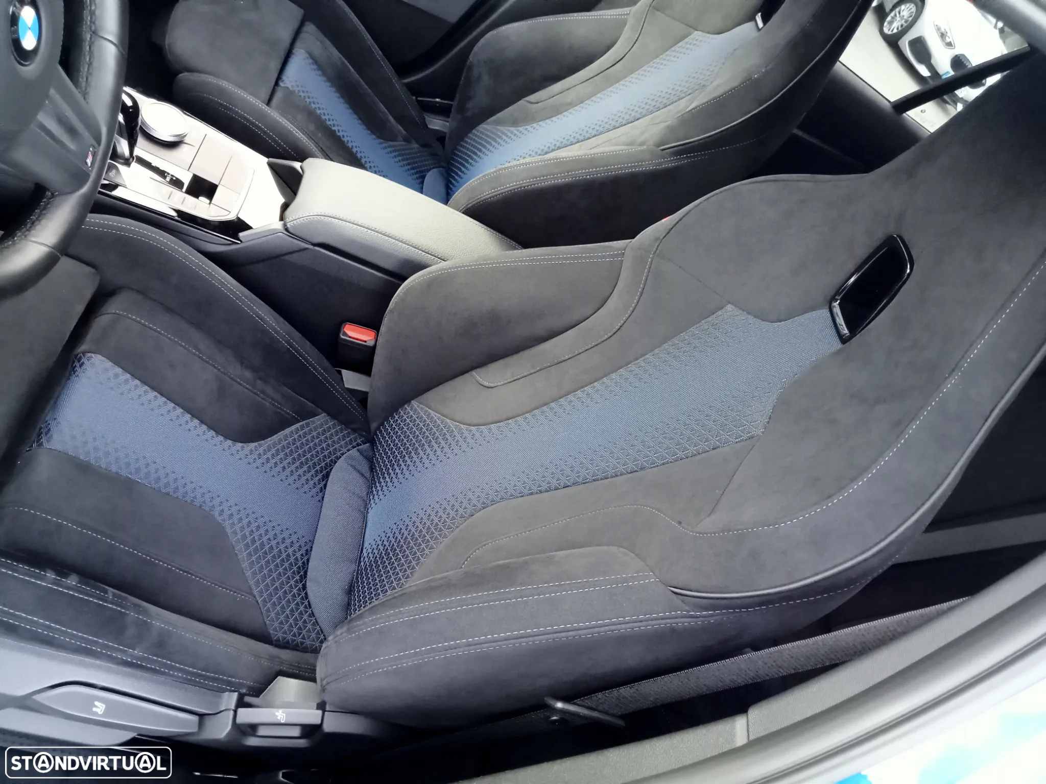 BMW 118 d Pack 50 anos M - 17