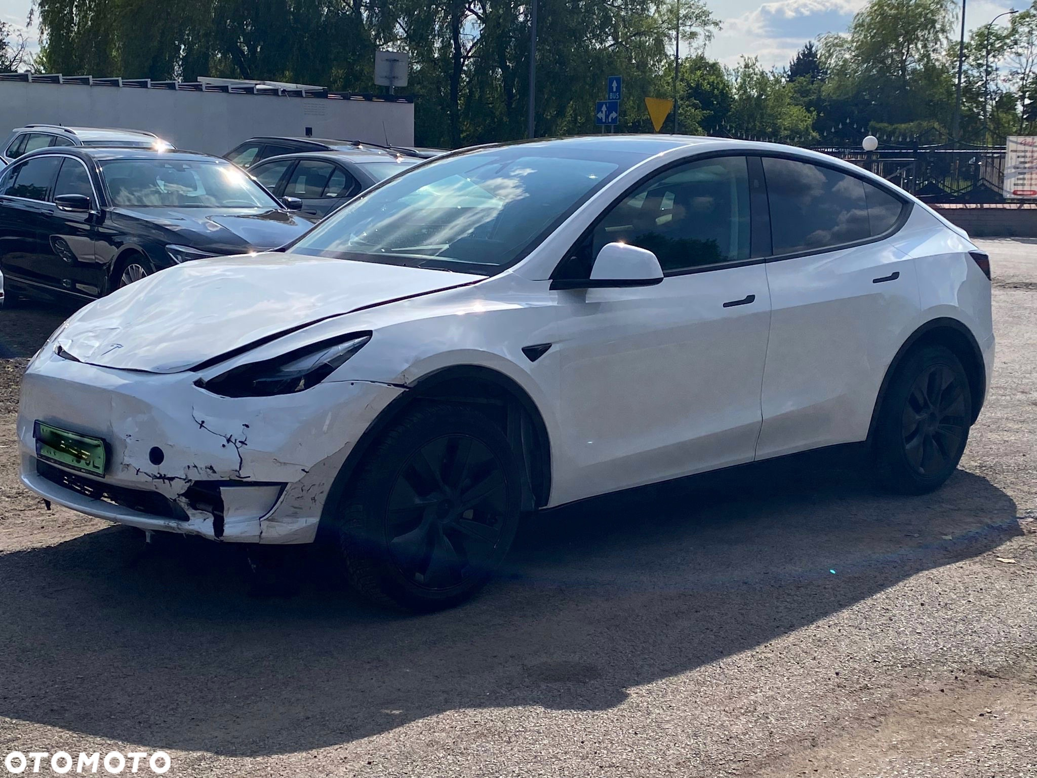 Tesla Y RWD - 12