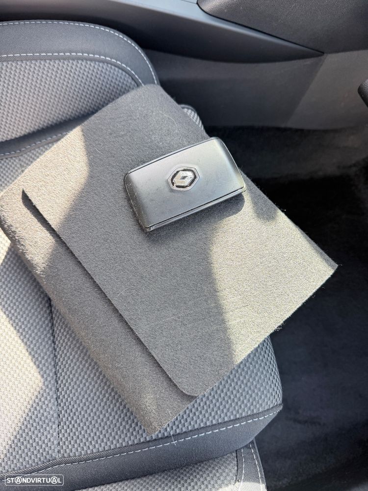 Renault Mégane 1.5 Blue dCi Limited - 19