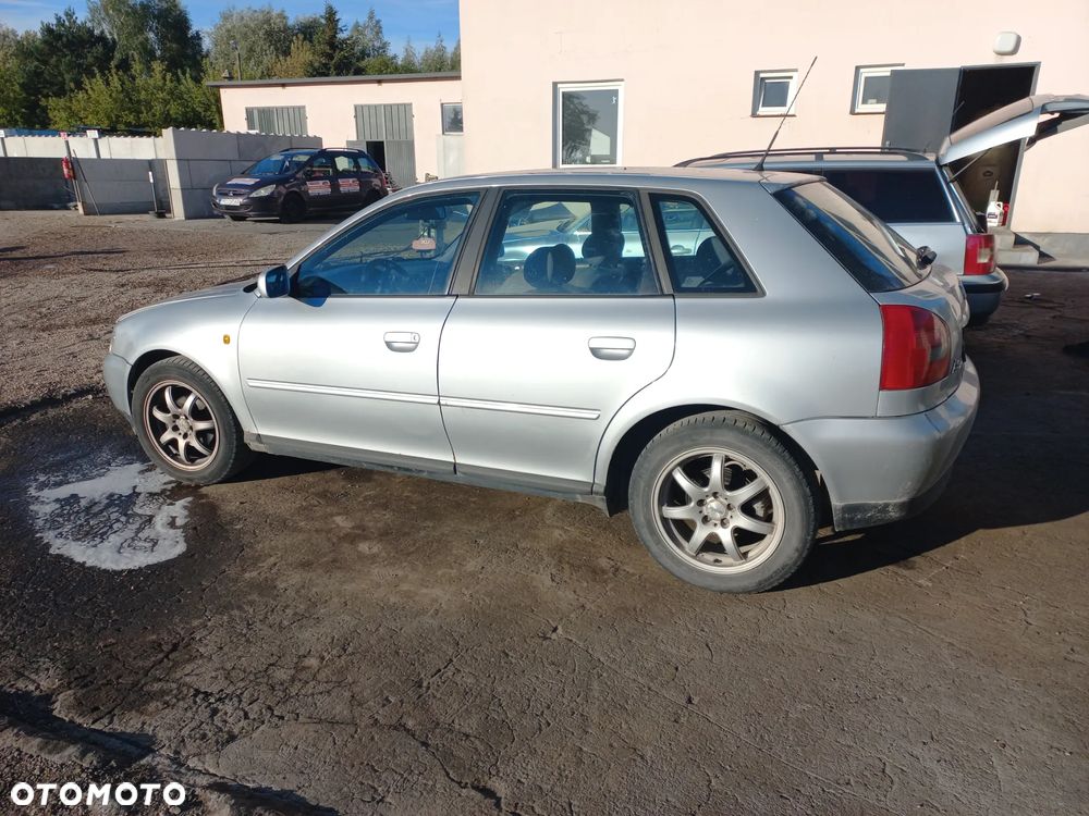 Audi A3 1.6 benzyna 99r LY7M wszystkie części - 2
