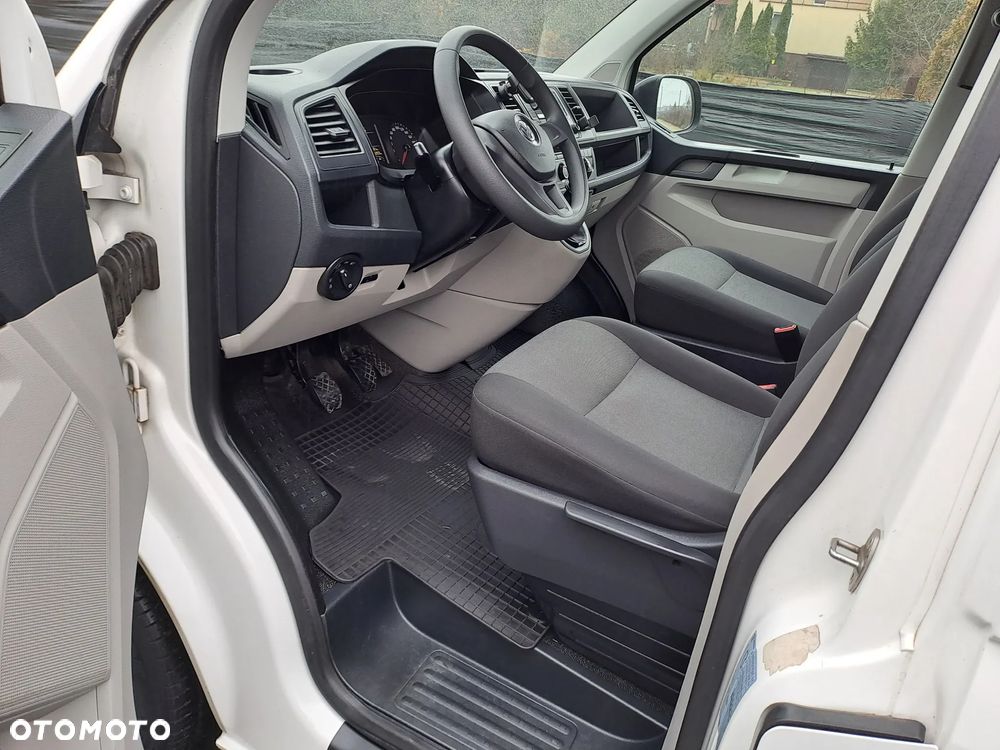 Volkswagen Transporter - 7