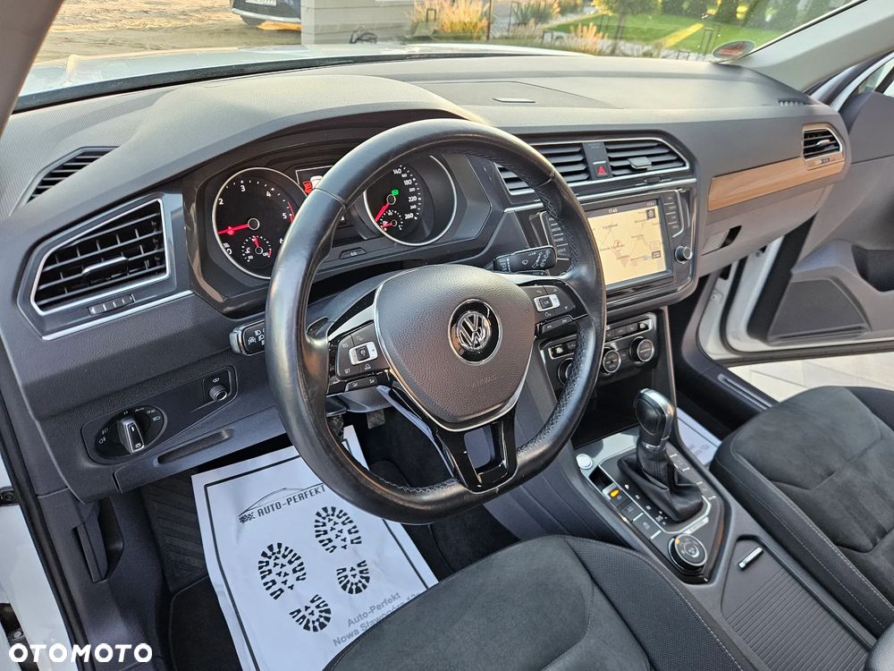 Volkswagen Tiguan - 19