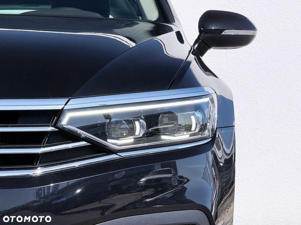 Volkswagen Passat Variant 2.0 TDI EVO Elegance DSG - 37