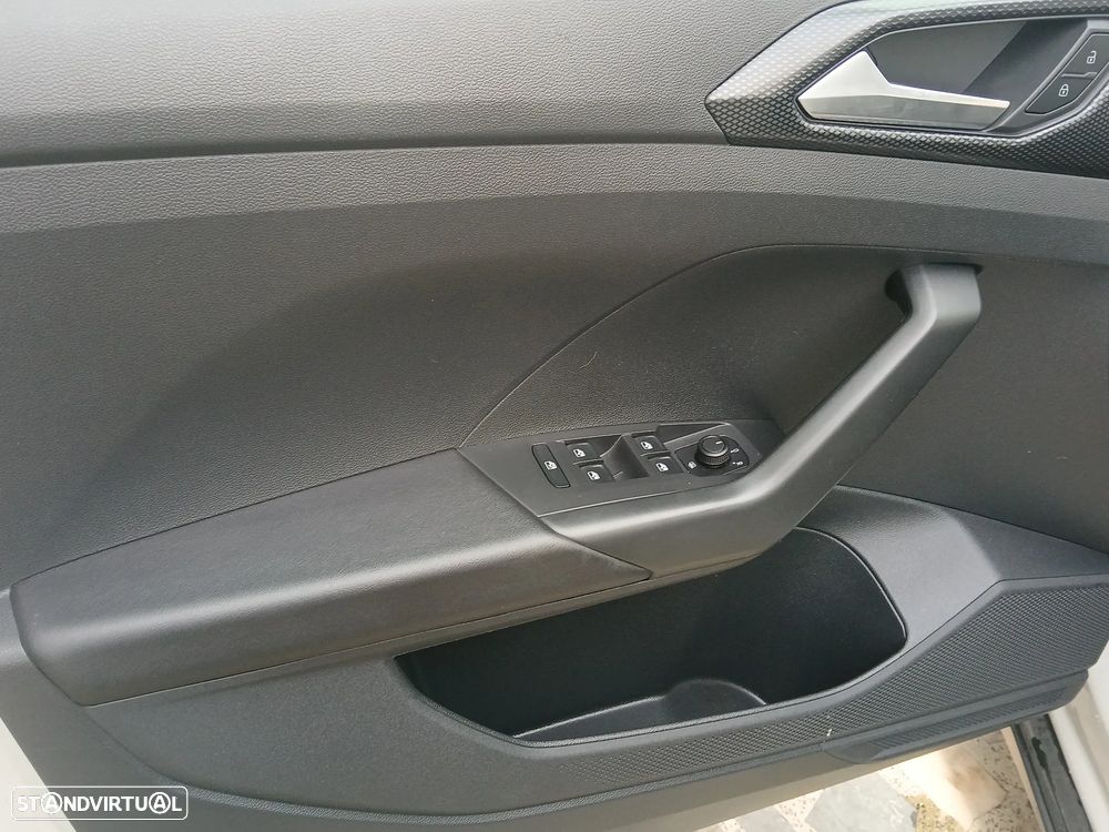 VW T-Cross 1.0 TSI Life - 23