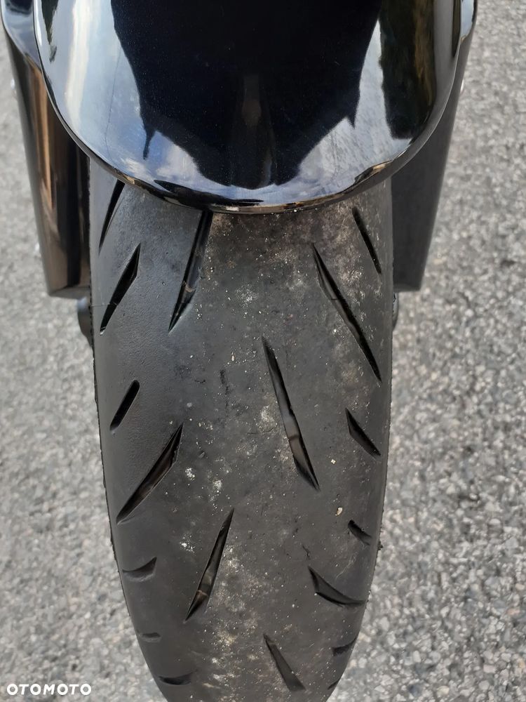 Kawasaki Ninja 1000 SX - 16