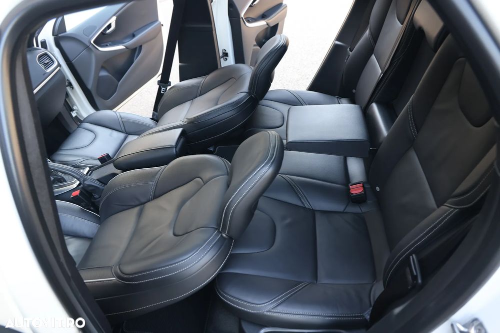 Volvo V40 D3 Aut. Kinetic - 10
