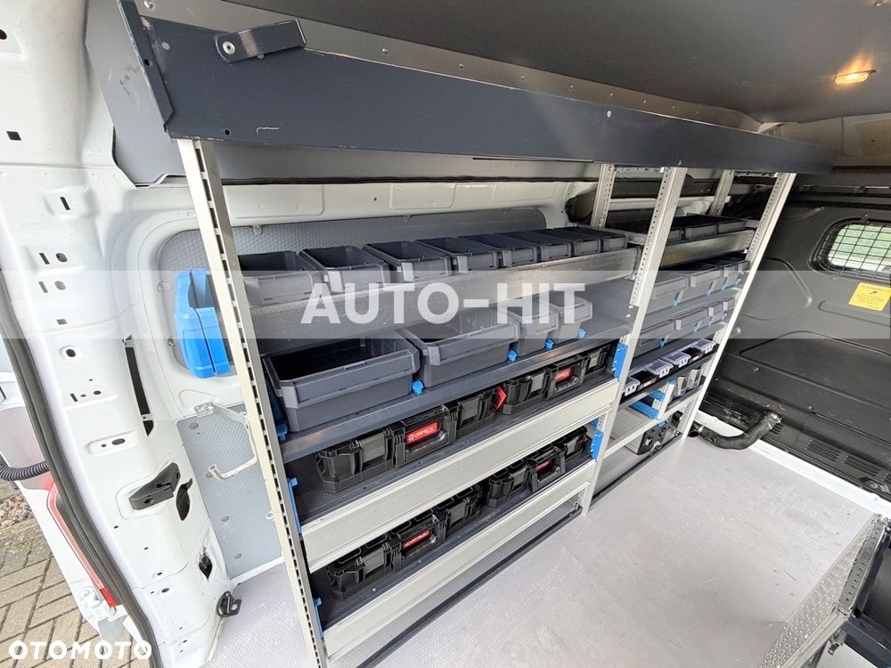 Ford Transit - 18