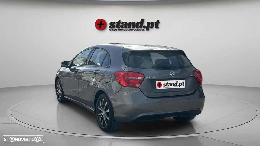 Mercedes-Benz A 180 d 7G-DCT Urban - 7