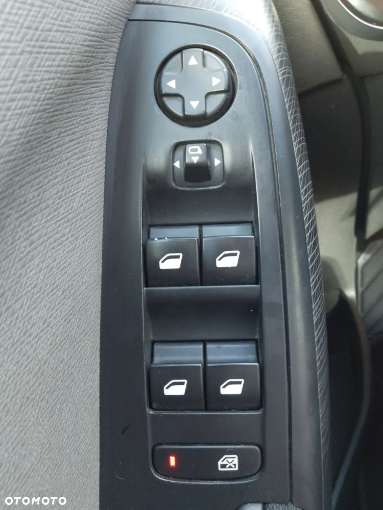 Citroën C4 Picasso 2.0 BlueHDi Intensive - 25