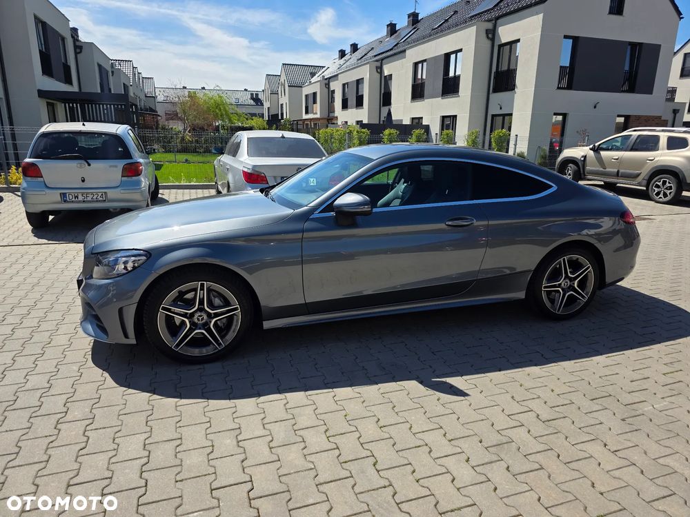 Mercedes-Benz Klasa C 200 4Matic 9G-TRONIC AMG Line - 18