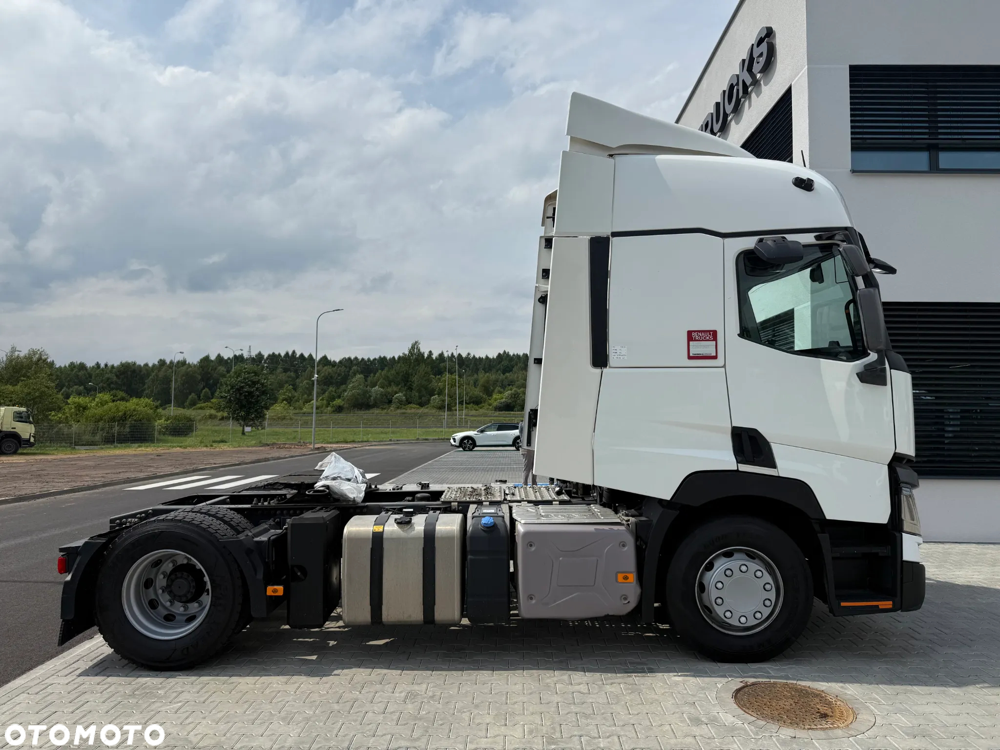 Renault T480 SleeperCab Standard / Nowe Opony - 4