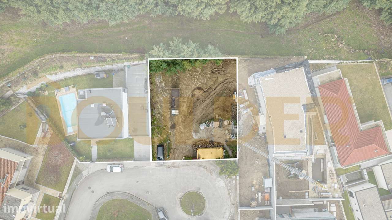 Terreno construção em Lanhoso - Grande imagem: 4/11