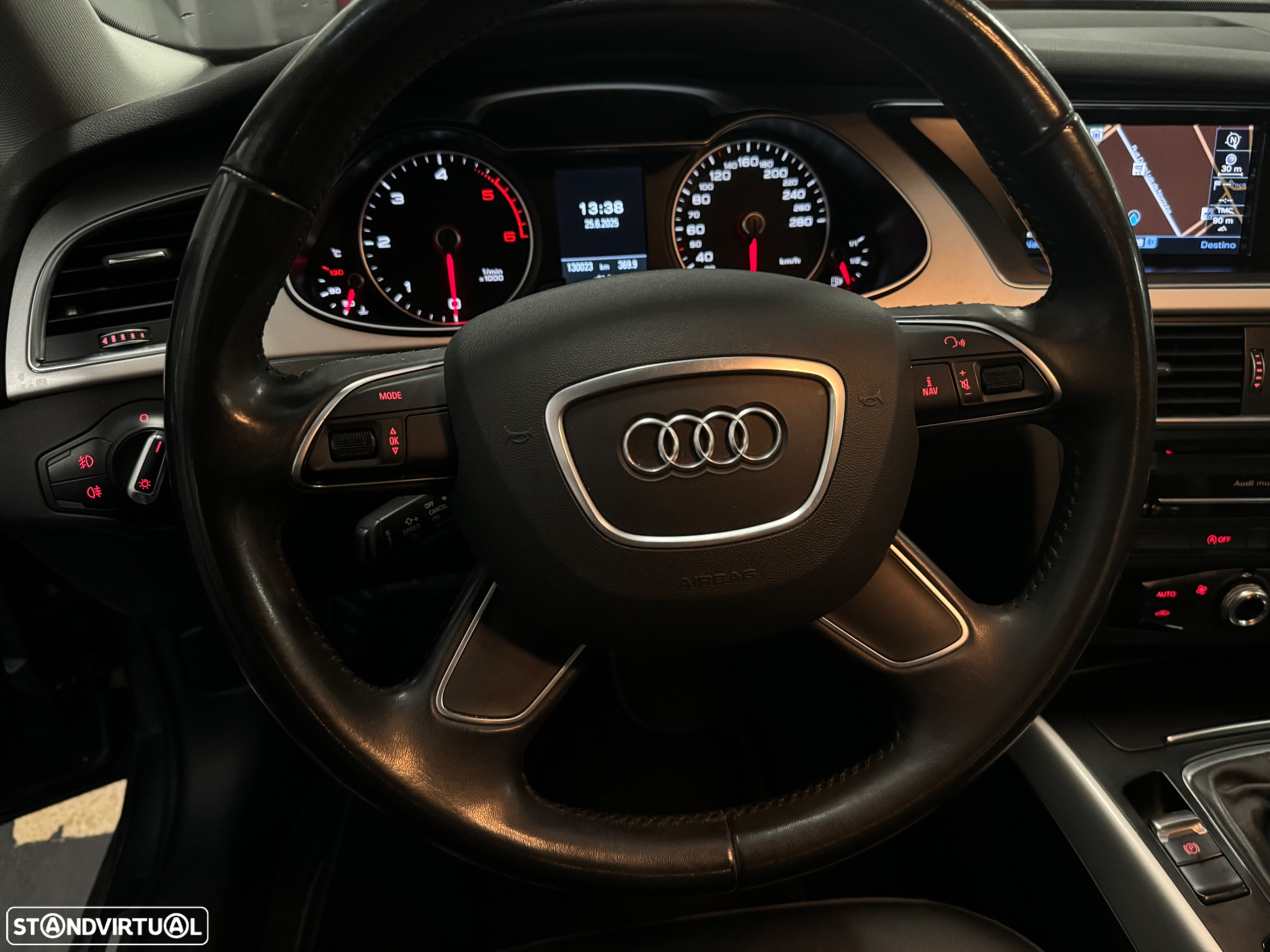 Audi A4 Avant 2.0 TDI Business Line Sport - 16