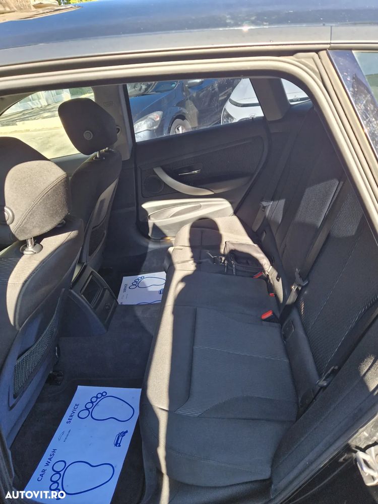 BMW Seria 3 320d Aut. xDrive - 10